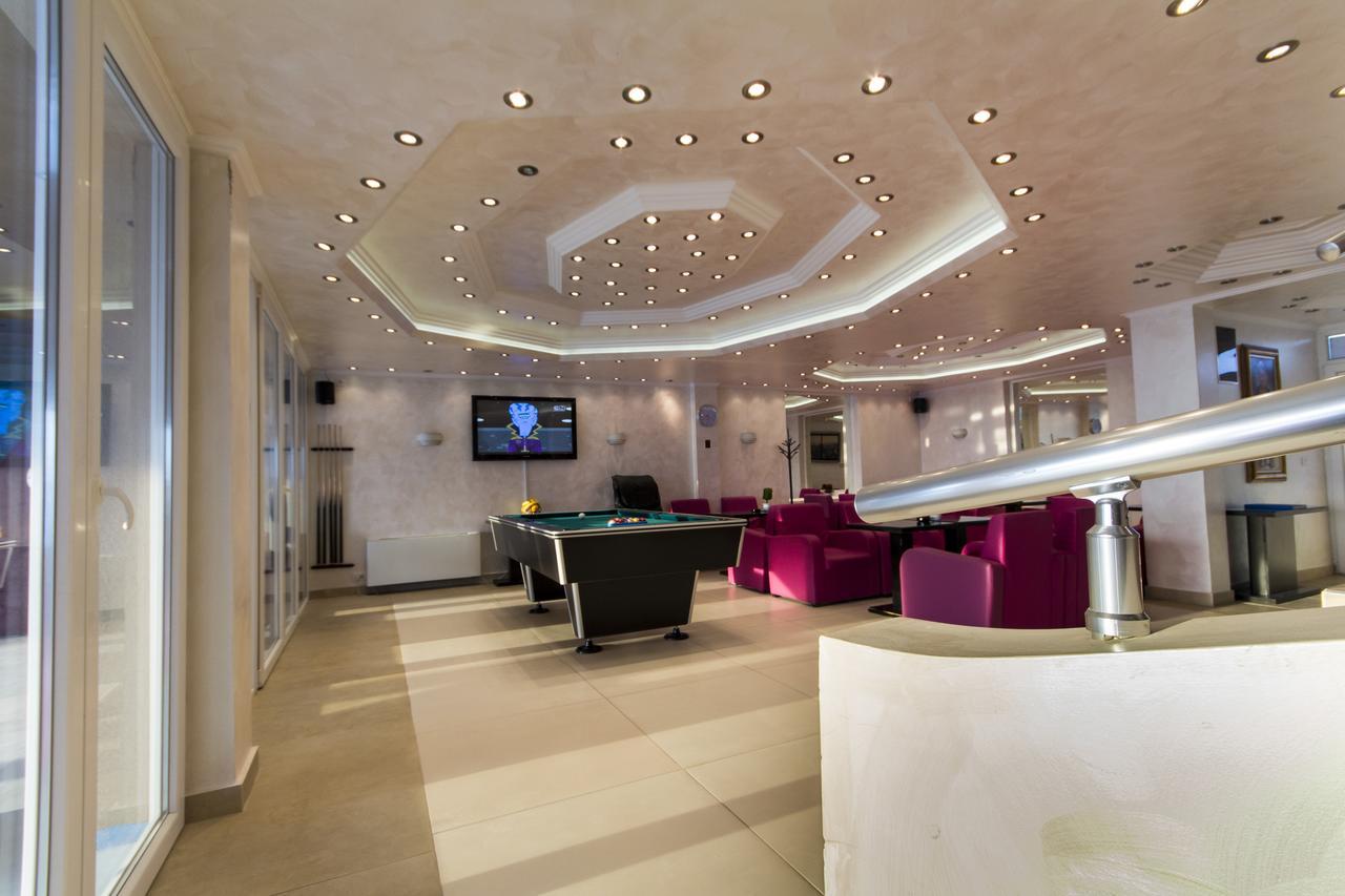 Miami Spa And Wellness Βελιγράδι Εξωτερικό φωτογραφία