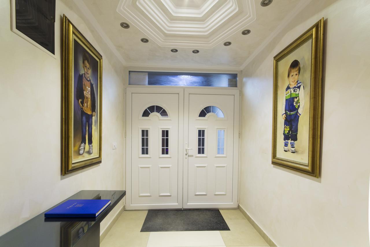 Miami Spa And Wellness Βελιγράδι Εξωτερικό φωτογραφία