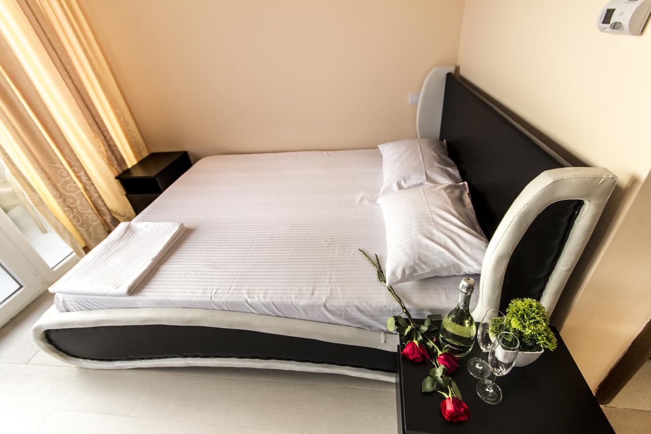 Miami Spa And Wellness Βελιγράδι Δωμάτιο φωτογραφία